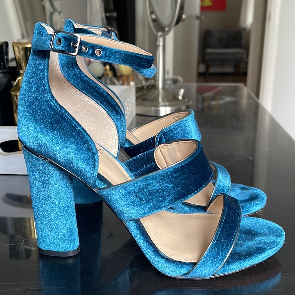 Vince Camuto Robeka velvet heels